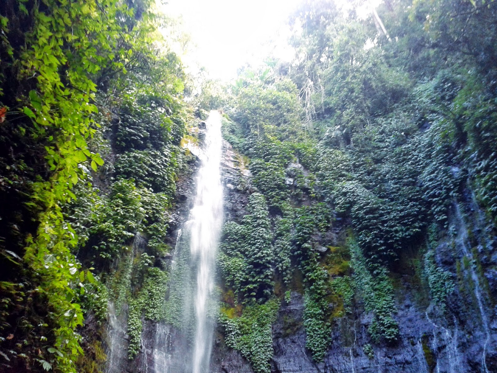 Semarang Punya 2 Air Terjun Yaitu Curug Lawe & Benowo Yang Cantik