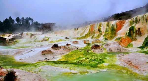Ini Dia Tempat Pemandian Air Panas Sipoholon Di Tarutung